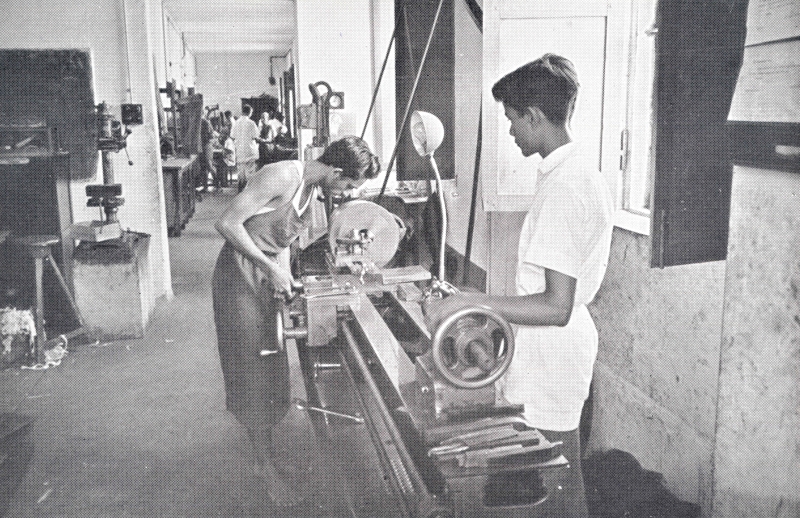 05-19 - Pondichery - ashram - atelier